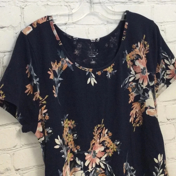 Isabel Maternity Large Floral MIDI Dress - Picture 2 of 4